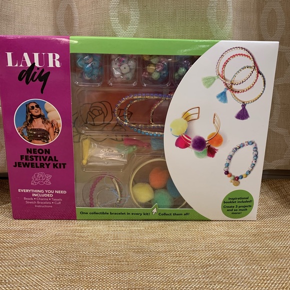 Laur DIY Neon Festival Jewelry Kit - Picture 4 of 5